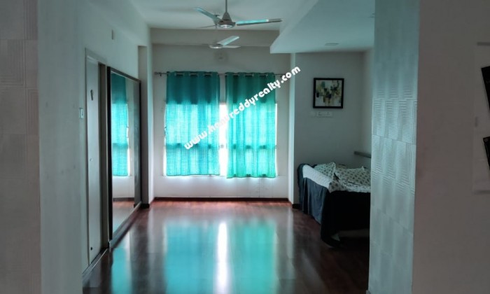 2 BHK Flat for Sale in Avinashi Road