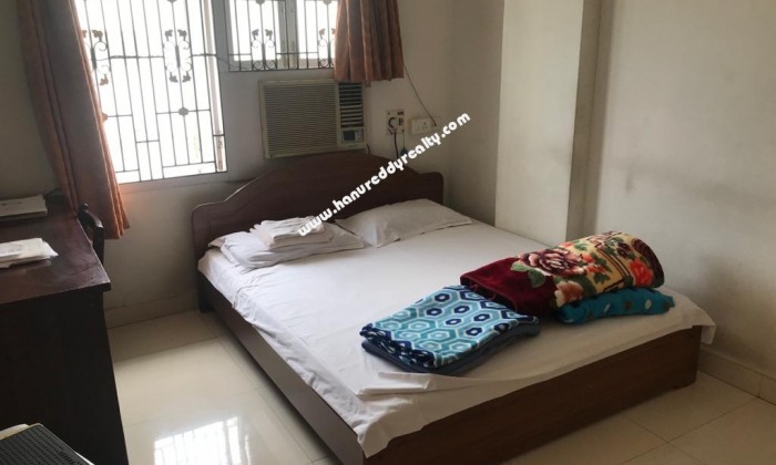 3 BHK Flat for Rent in Nungambakkam