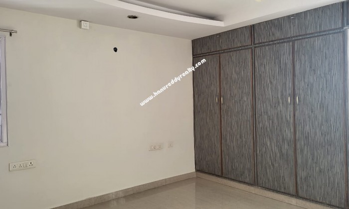 4 BHK Flat for Sale in Balaji Nagar