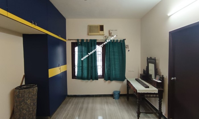 4 BHK Independent House for Rent in Valasaravakkam