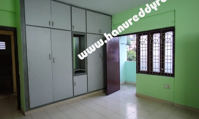 2 BHK Flat for Sale in Pandurangapuram