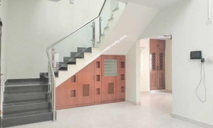 4 BHK Villa for Sale in Palavakkam