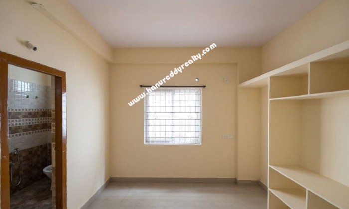 3 BHK Flat for Sale in Maharanipeta