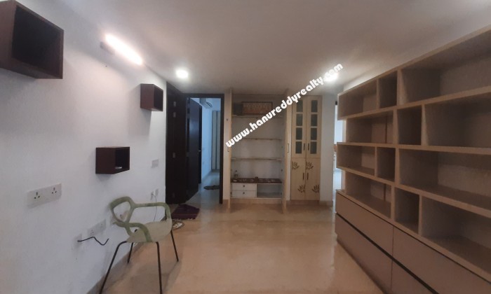 3 BHK Flat for Sale in Mandaveli