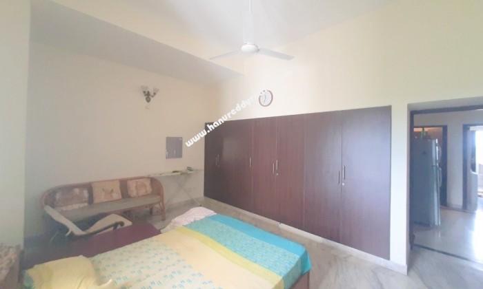 4 BHK Flat for Sale in Adyar