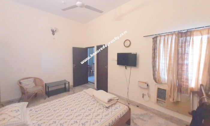 4 BHK Flat for Sale in Adyar