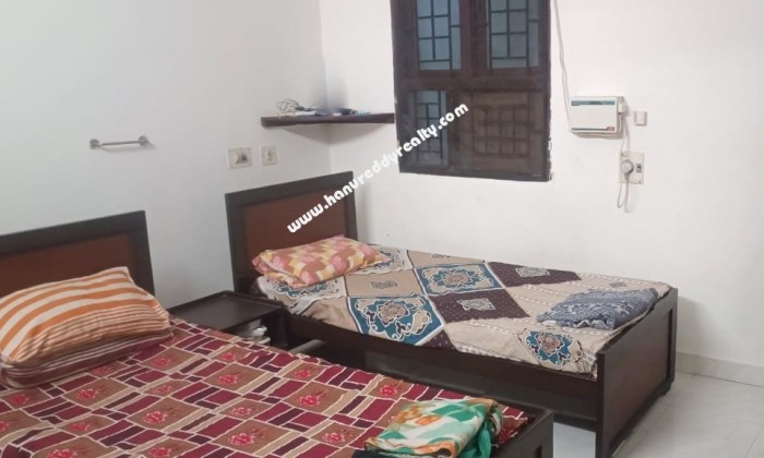 2 BHK Flat for Sale in Vadapalani