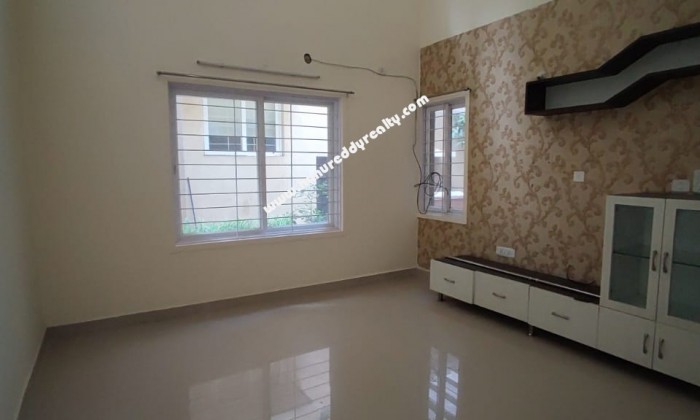 4 BHK Villa for Rent in Yendada