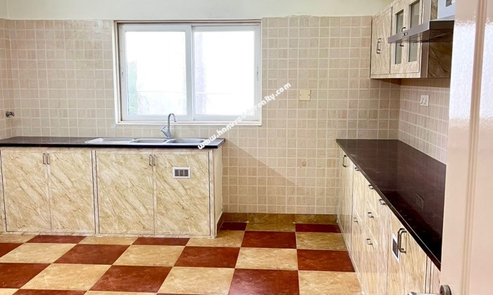 3 BHK Flat for Rent in Neelankarai