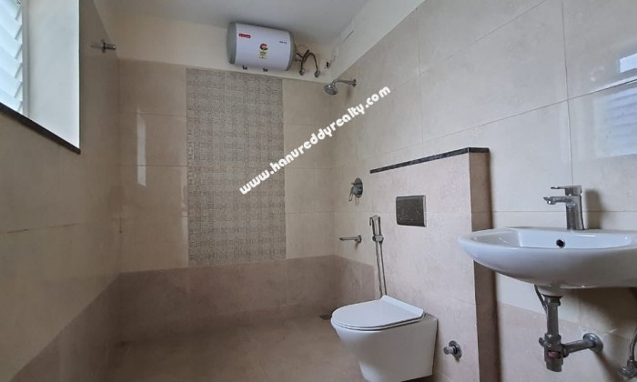 2 BHK Flat for Rent in Alwarpet