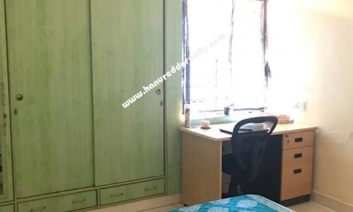 2 BHK Flat for Sale in Old Airport Road