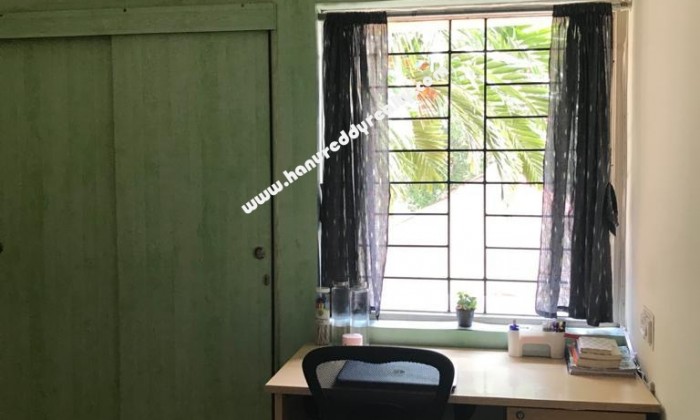 2 BHK Flat for Sale in Old Airport Road