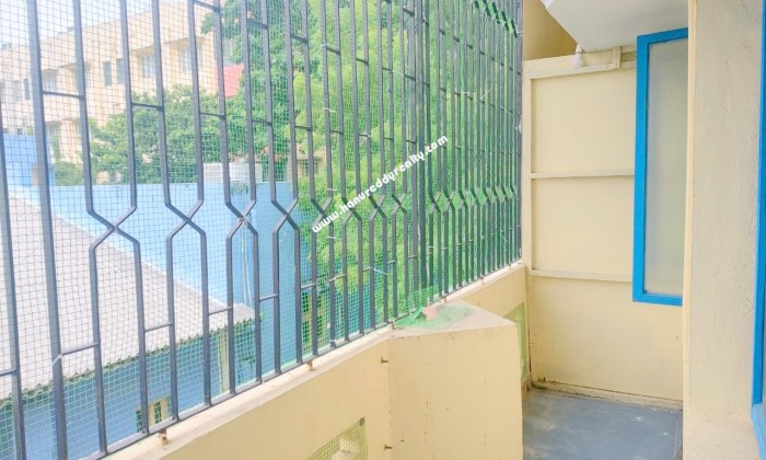 2 BHK Flat for Sale in Thiruvanmiyur