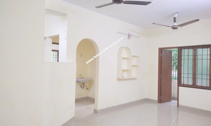 2 BHK Flat for Sale in Thiruvanmiyur