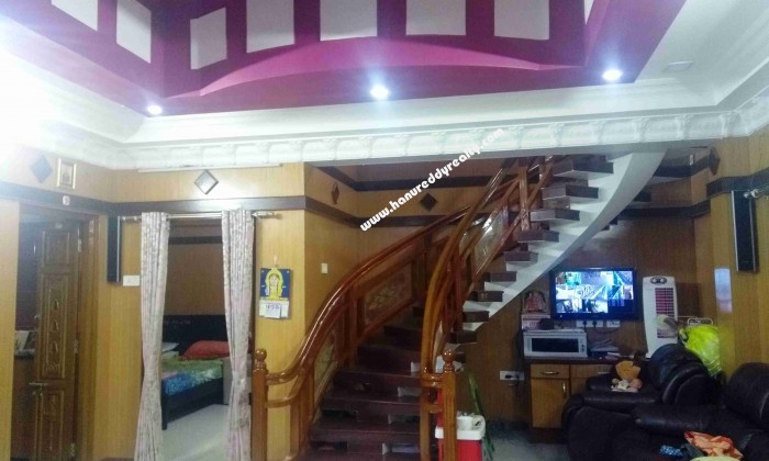 6 BHK Duplex House for Sale in Saravanampatti