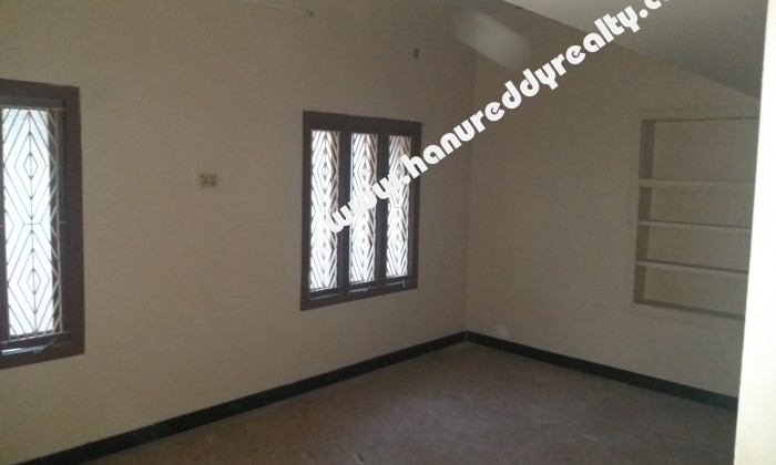 4 BHK Independent House for Rent in Kuppakonam Pudur
