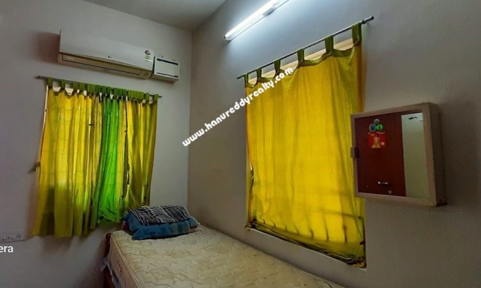 6 BHK Row House for Sale in Santhome