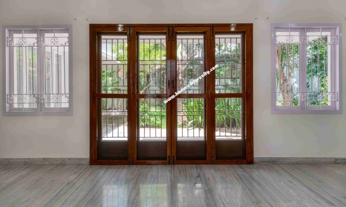 4 BHK Independent House for Rent in Nungambakkam