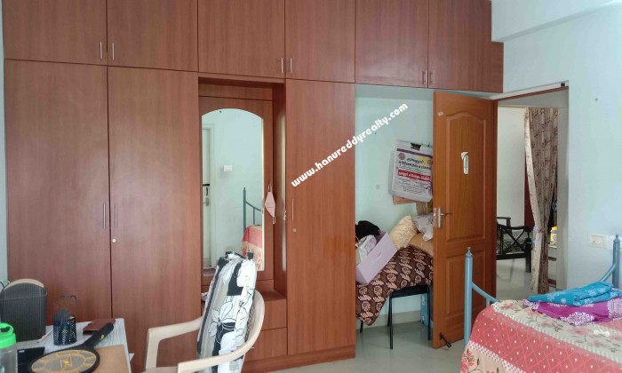 4 BHK Flat for Sale in Bharathi Park