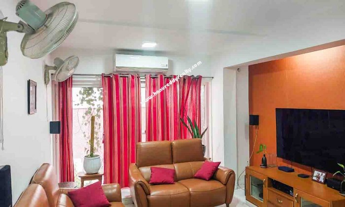 3 BHK Flat for Rent in Race Course