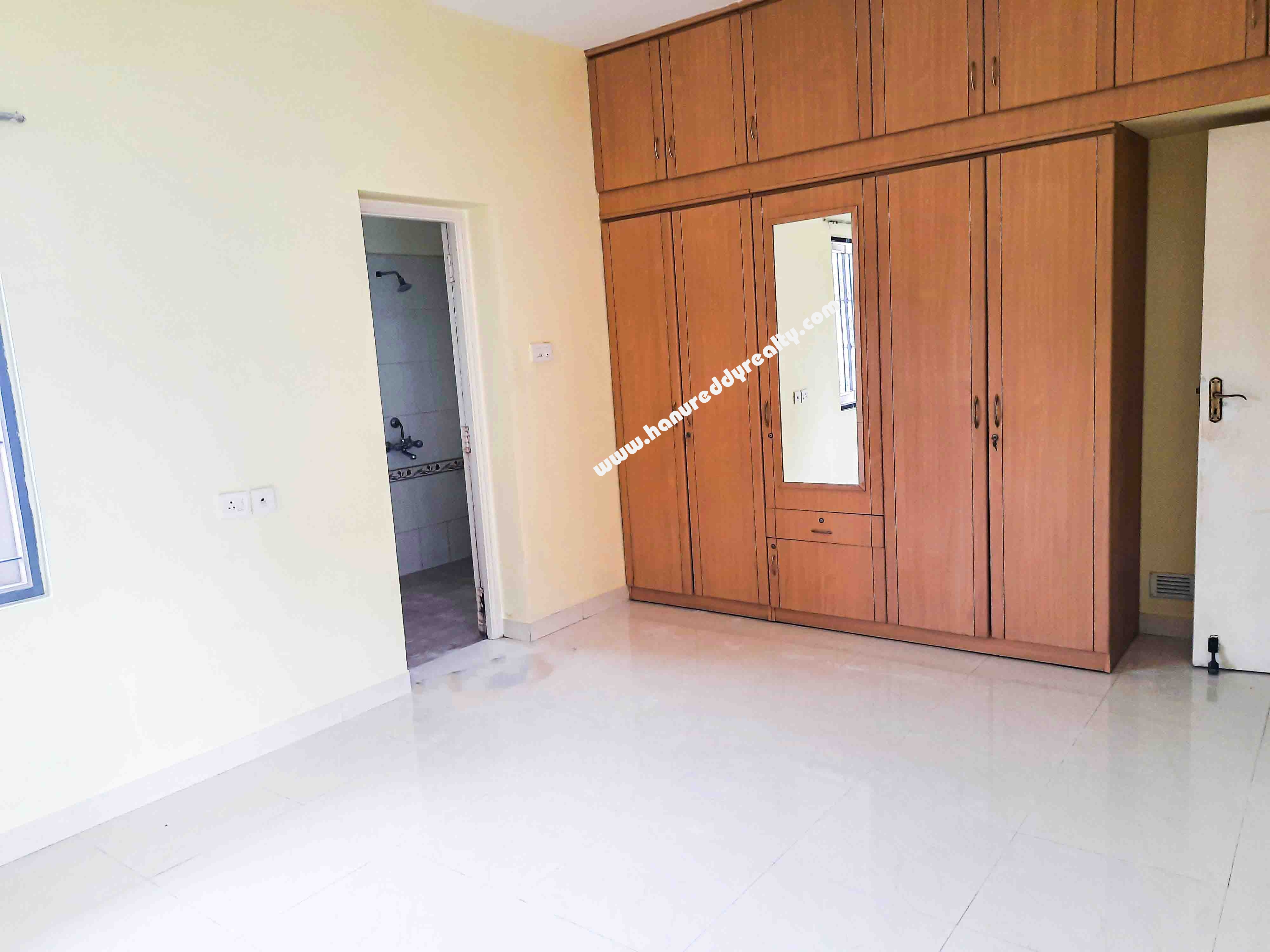 Villa for Sale at AvarampalayamCoimbatore Hanu Reddy Realty