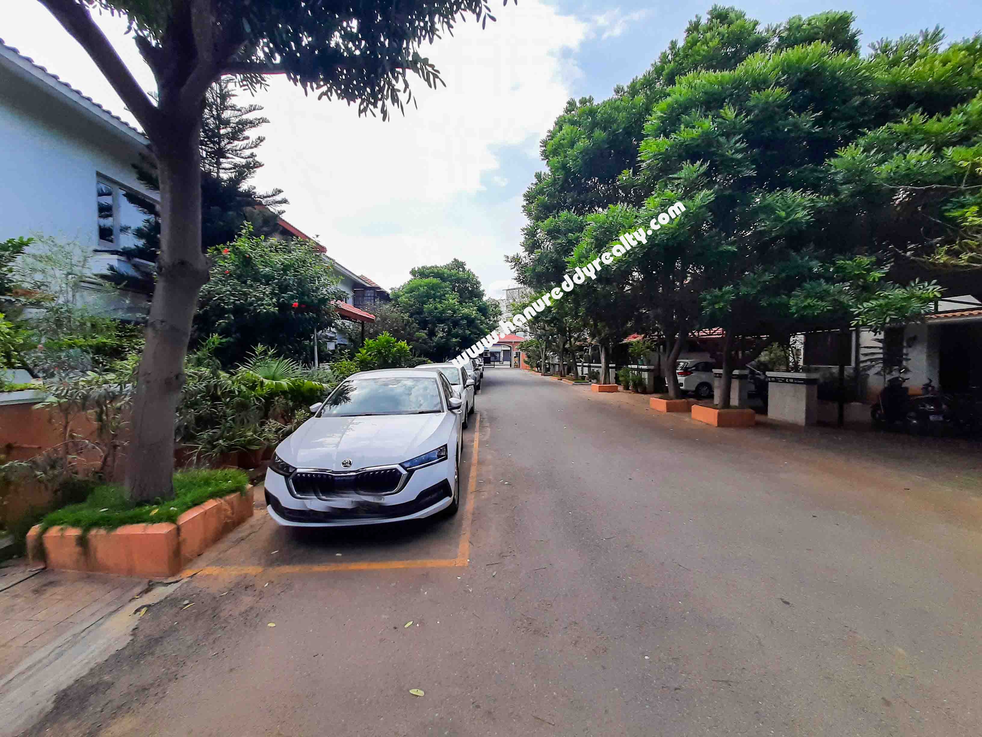 Villa for Sale at AvarampalayamCoimbatore Hanu Reddy Realty