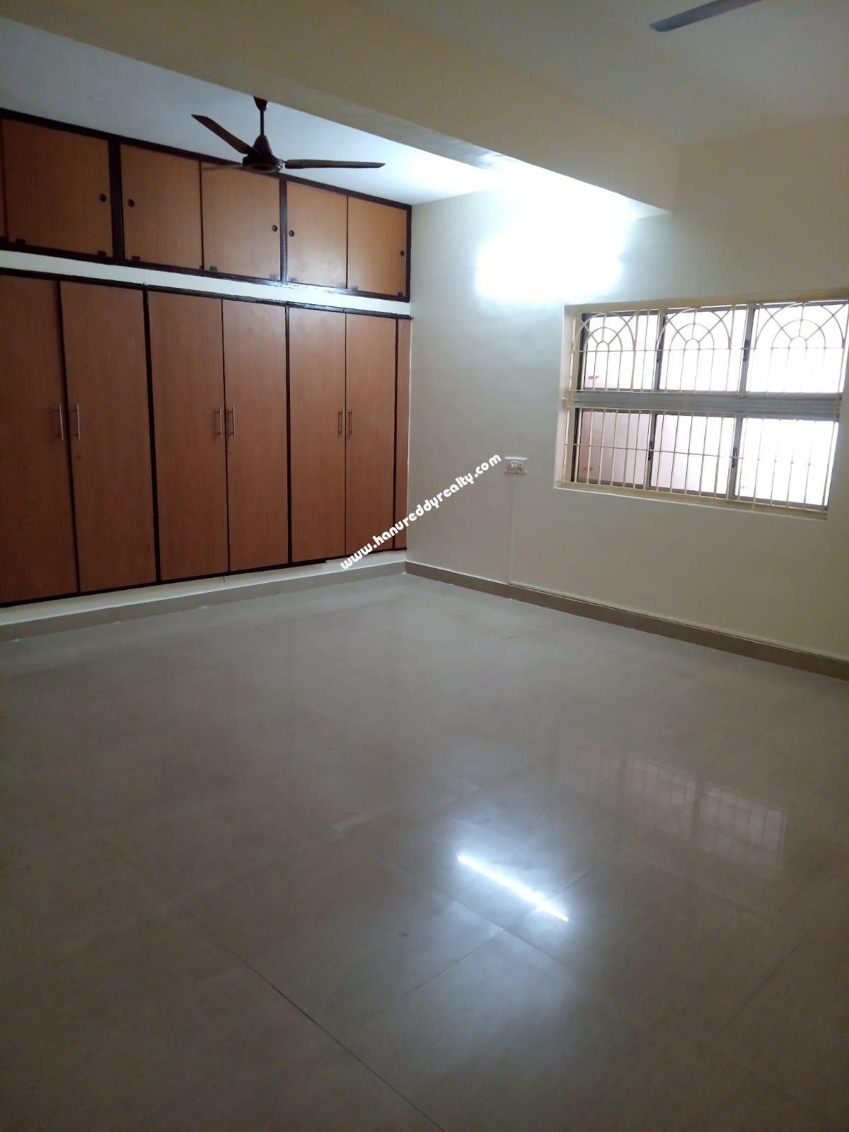 Spacious 3 bhk flat for rent at Nungambakkam good location Nr Ranjith ...